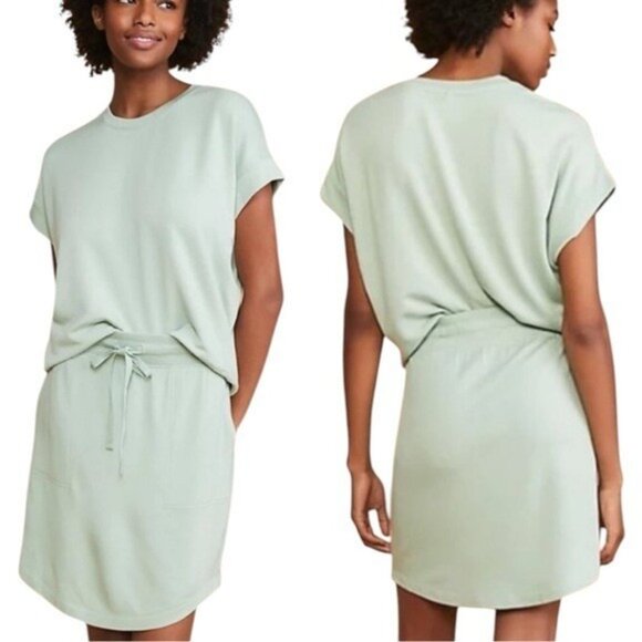 NEW Lou & Grey Light Sage Green Mini Skirt Summer Athleisure Coastal Stretch‎ XS - Picture 2 of 7